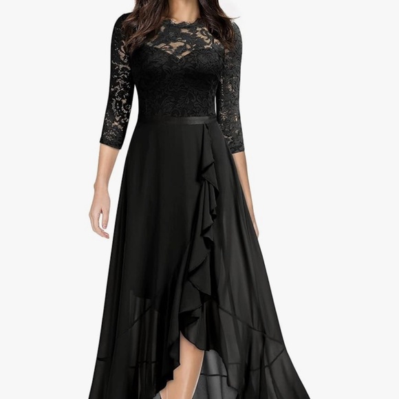 Black formal gown - Picture 1 of 1